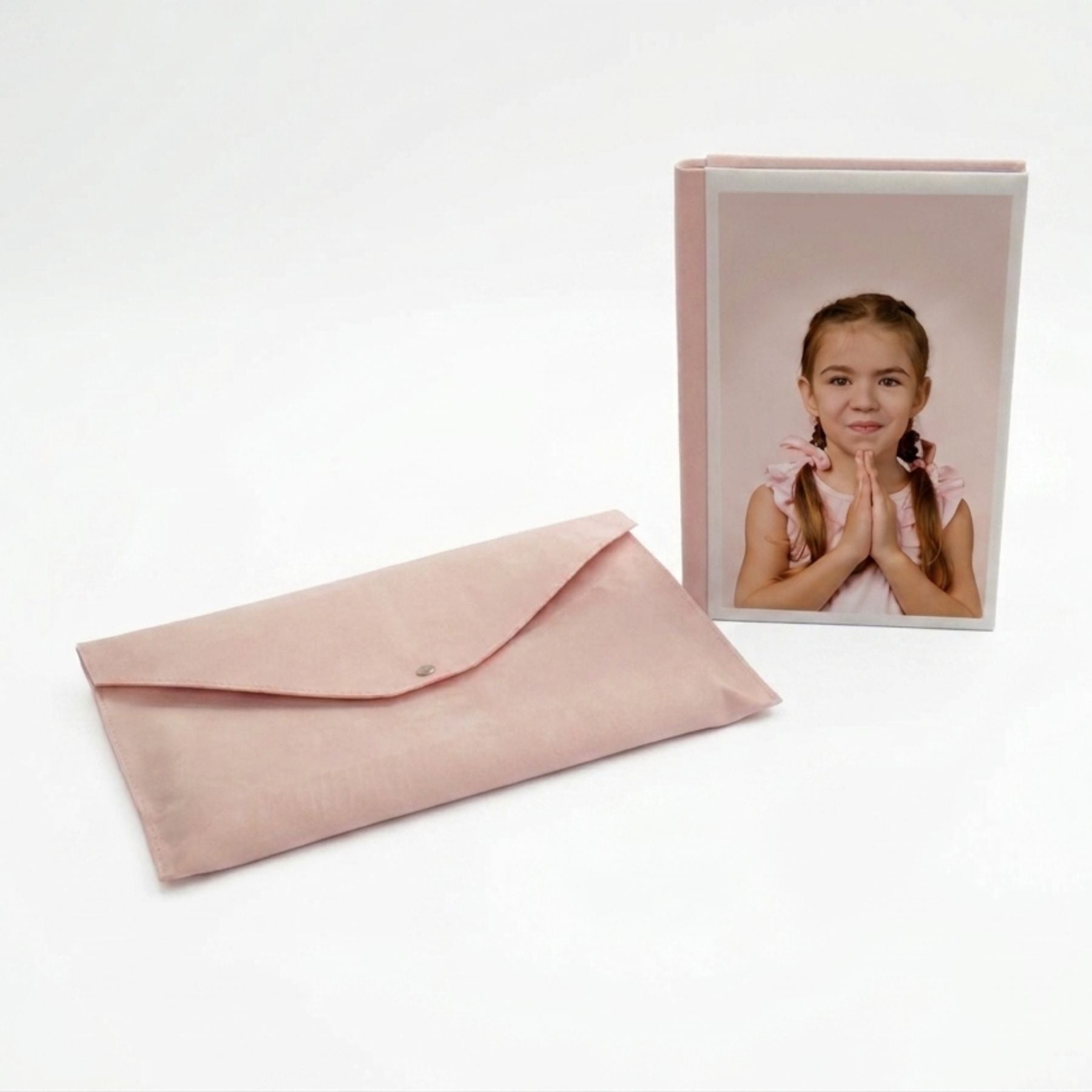 Copertina album fotografico con fotocopertina personalizzata e borsello in tesutto.